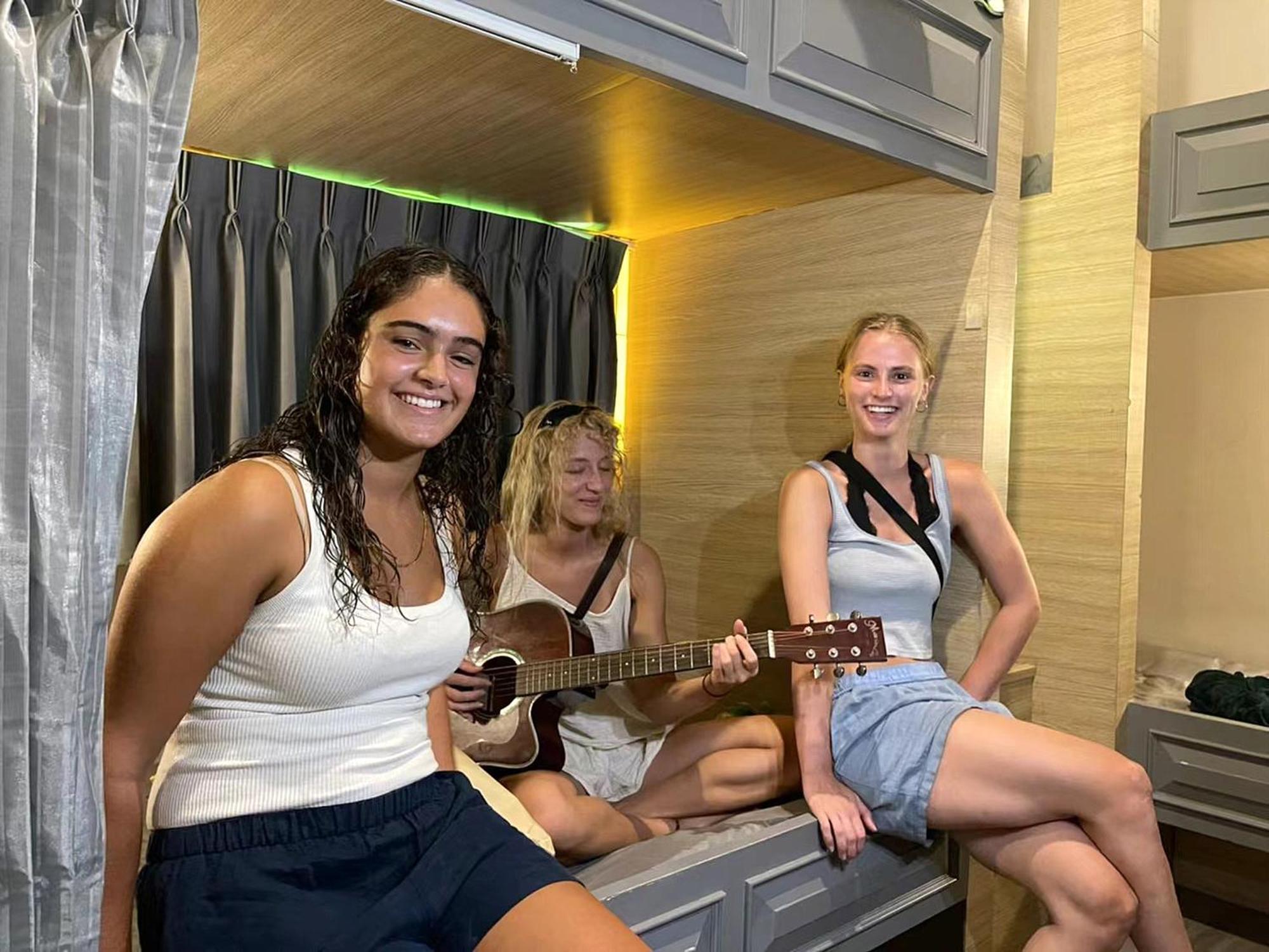 בנגקוק Susu Khaosan Hostel מראה חיצוני תמונה