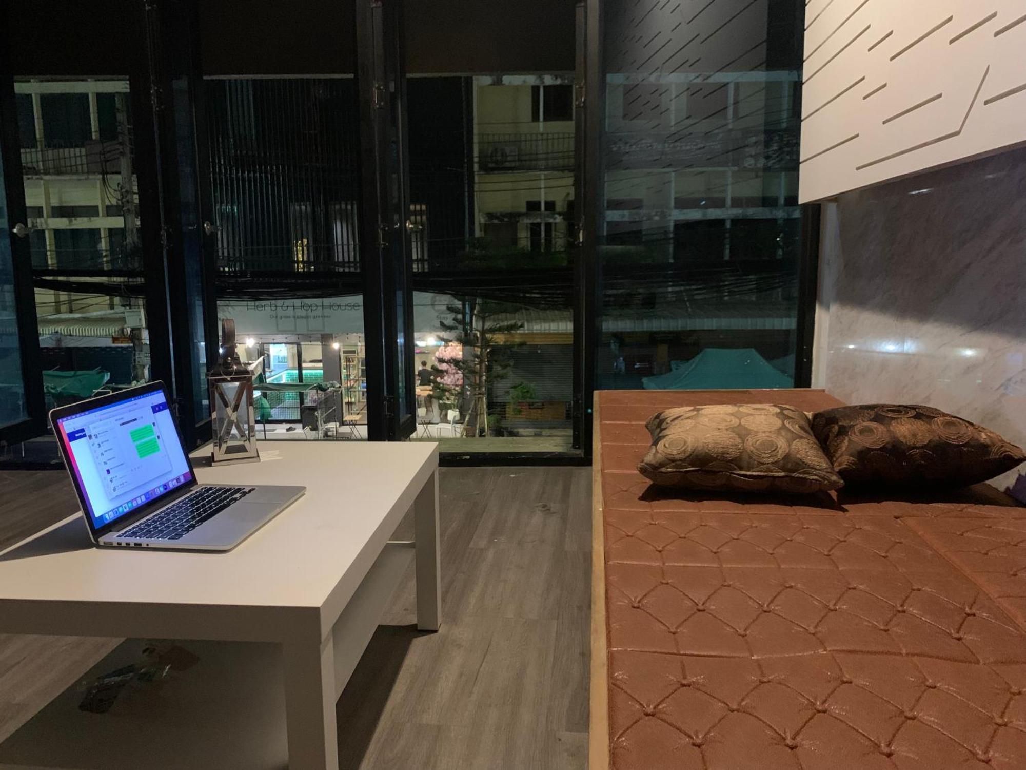 בנגקוק Susu Khaosan Hostel מראה חיצוני תמונה